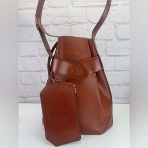 Louis Vuitton Vintage Epi Sac D’Epaule GM Shoulder Bag with Pouch